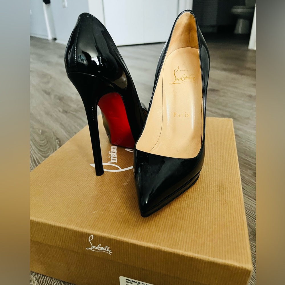 Louboutin Pigalle Plato 140